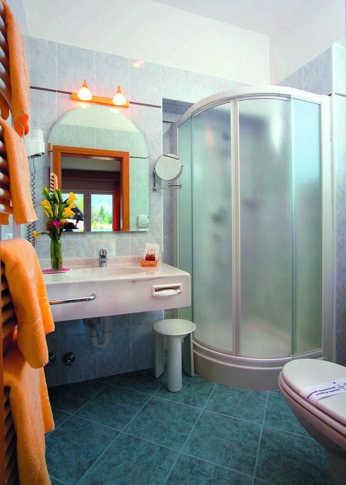 Anatol Hotel